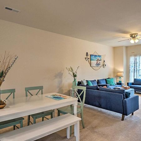 Modern Coastal Condo With Patio 1 Mi To Beaches! Carolina Beach Exteriör bild