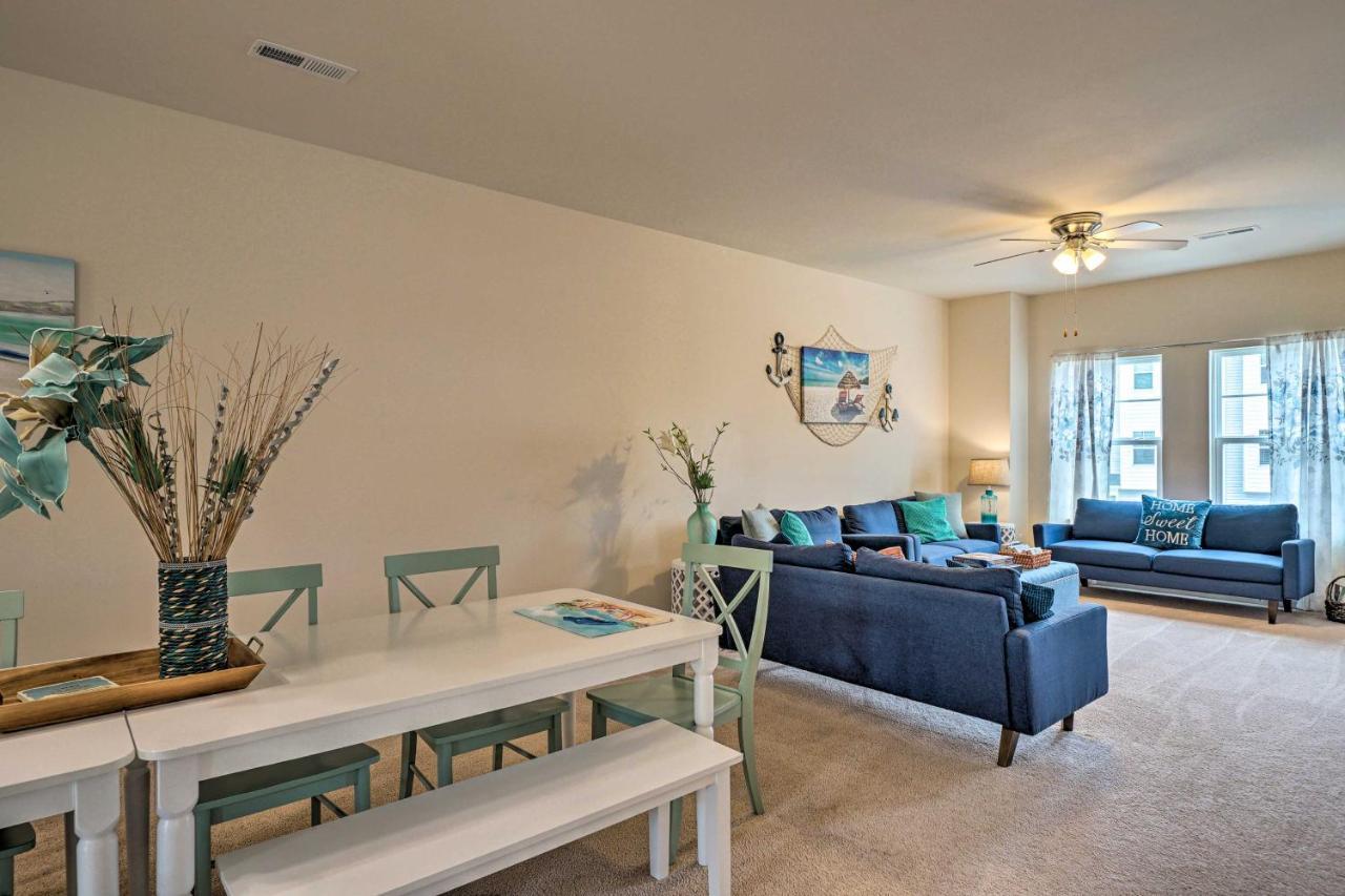 Modern Coastal Condo With Patio 1 Mi To Beaches! Carolina Beach Exteriör bild