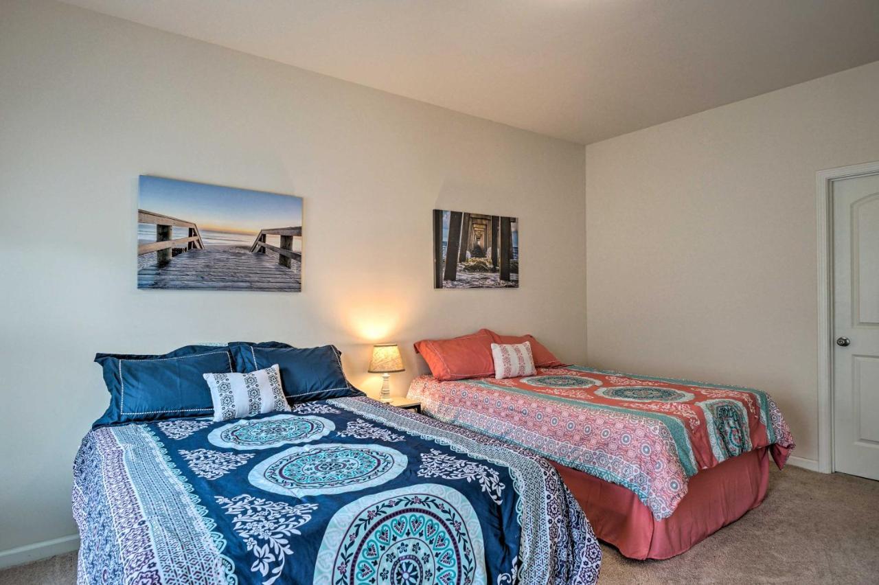 Modern Coastal Condo With Patio 1 Mi To Beaches! Carolina Beach Exteriör bild