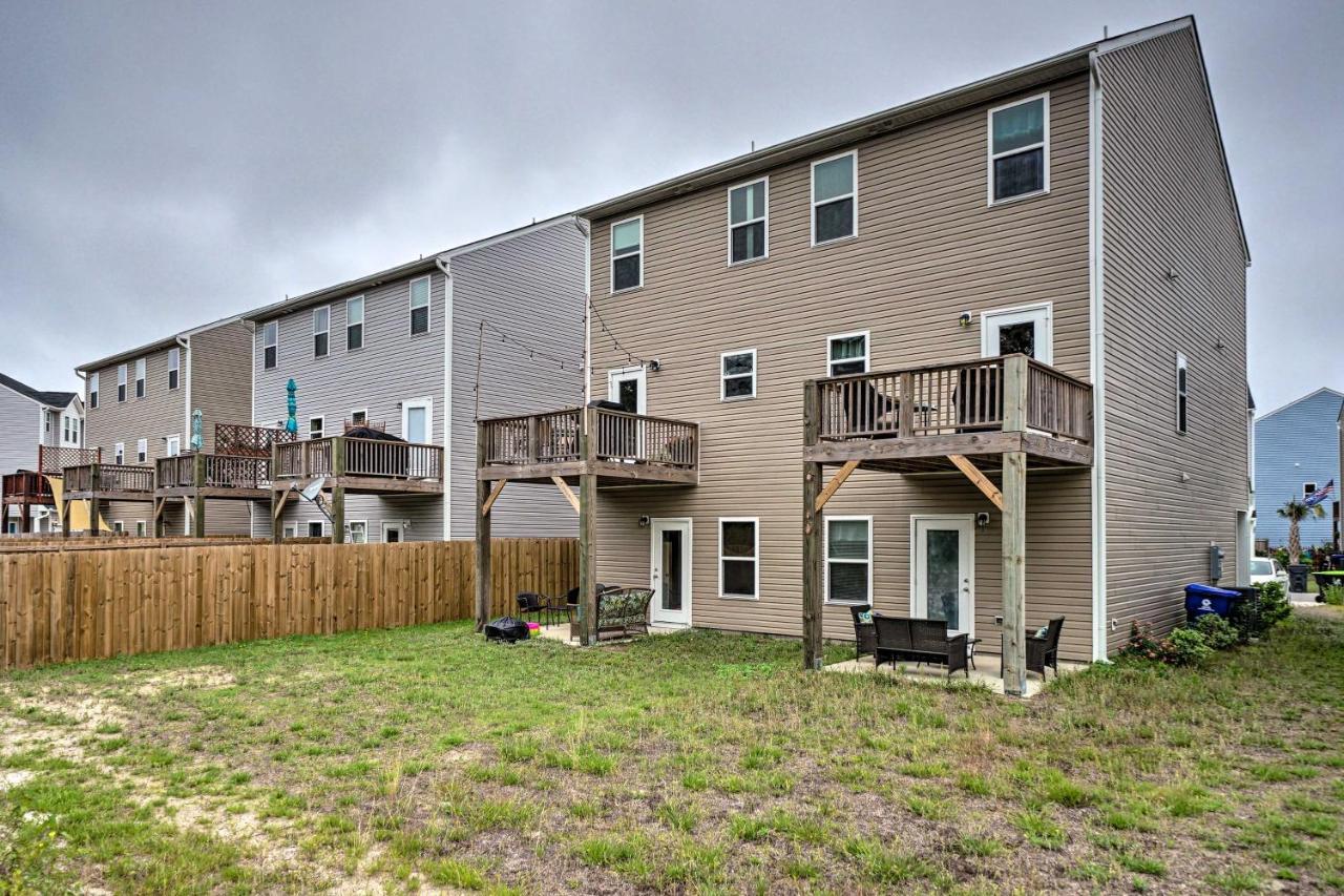 Modern Coastal Condo With Patio 1 Mi To Beaches! Carolina Beach Exteriör bild